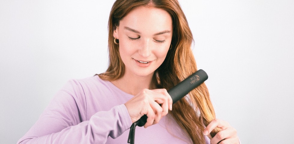 Haare richtig glätten: Schonende Techniken für jede Haarstruktur