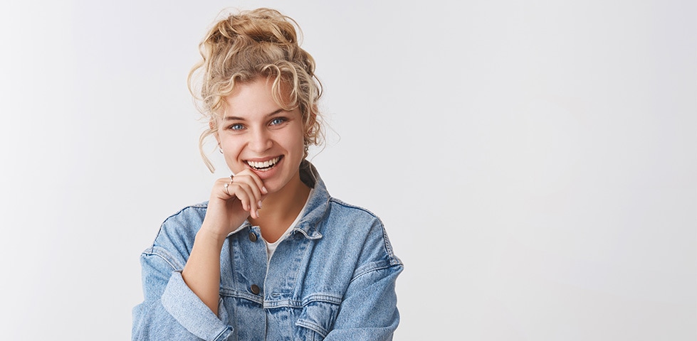 Blonde Haare: Trends, Styling und Pflege Banner