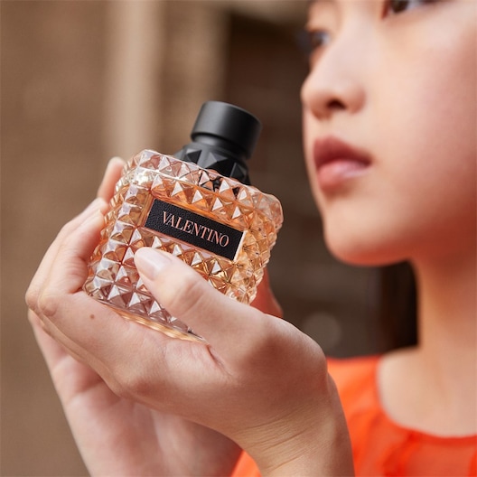 Valentino - Donna Born In Roma