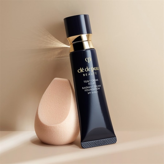 Clé de Peau Beauté - Accessories