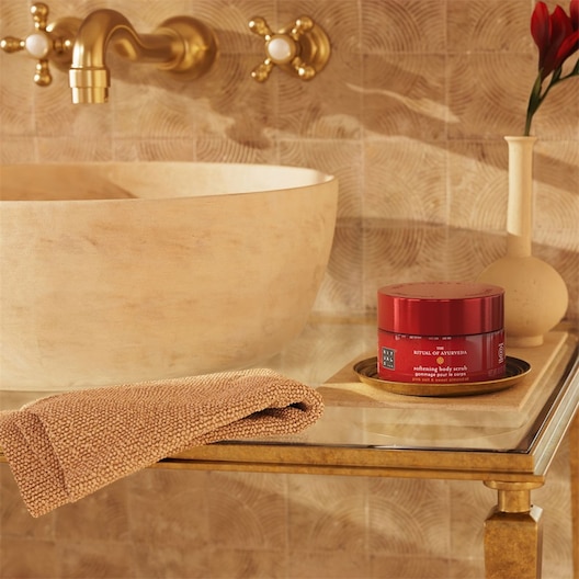 The Ritual Of Ayurveda Body Scrub von RITUALS ❤️ online kaufen