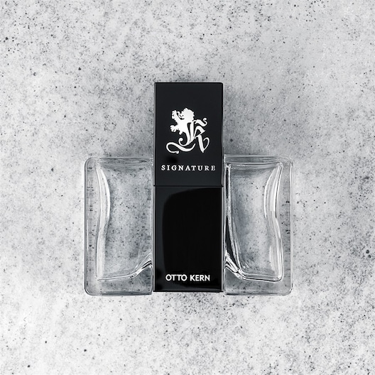 Otto Kern - Signature Man