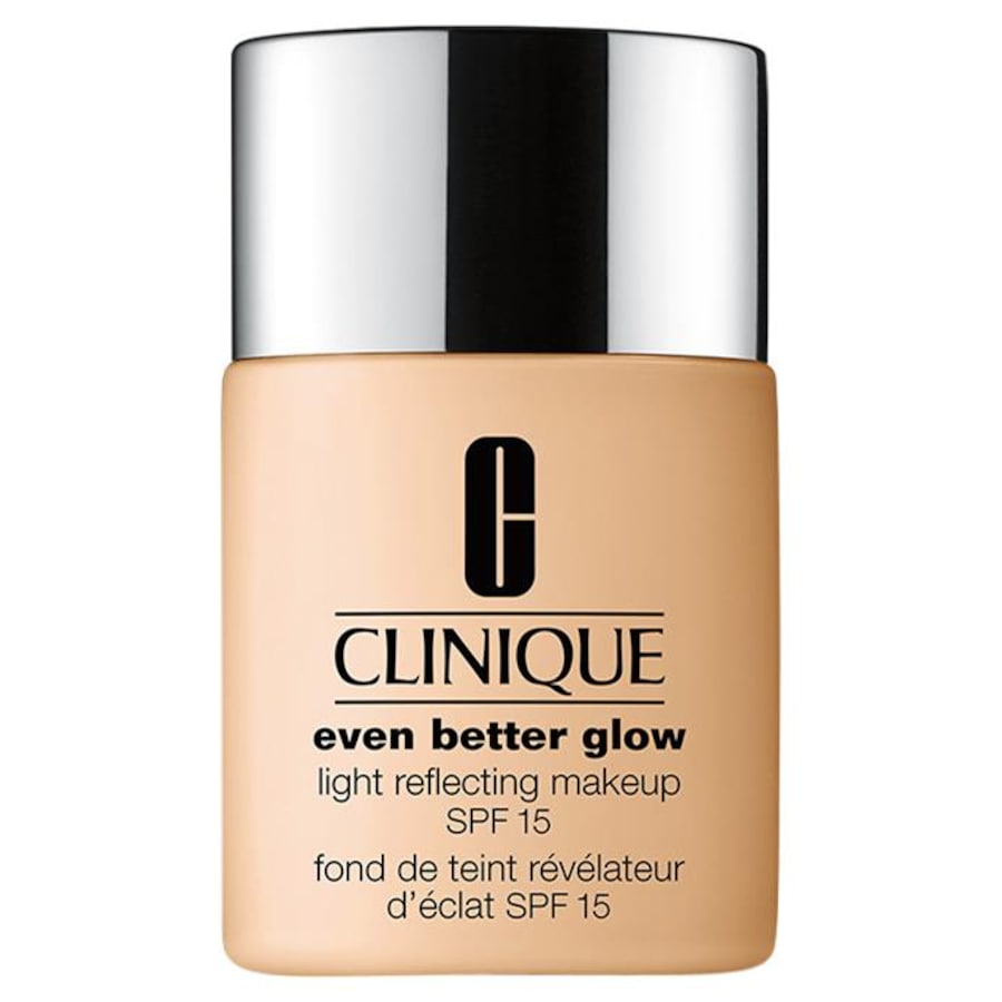 Clinique Foundation Even Better Glow Light Reflecting Makeup SPF 15